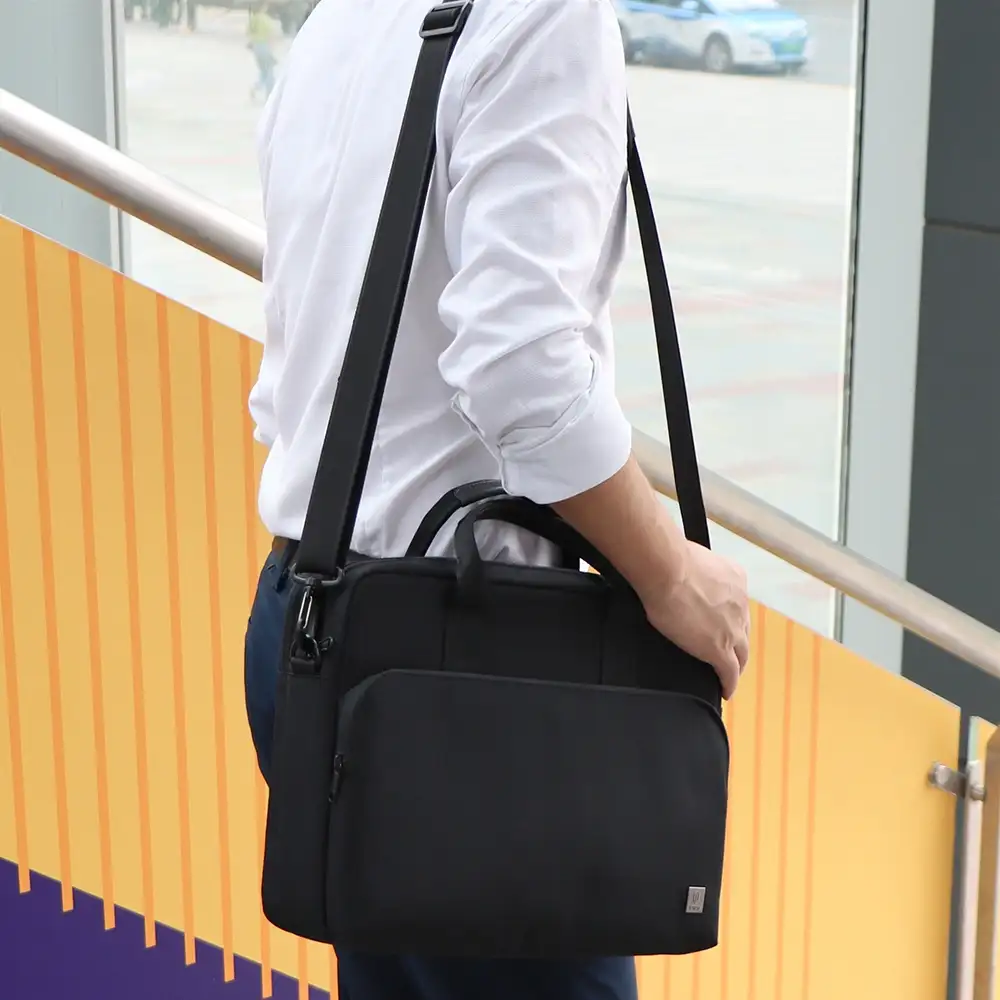 WiWU Master Fingerprint Lock Brief Case 16 Inch