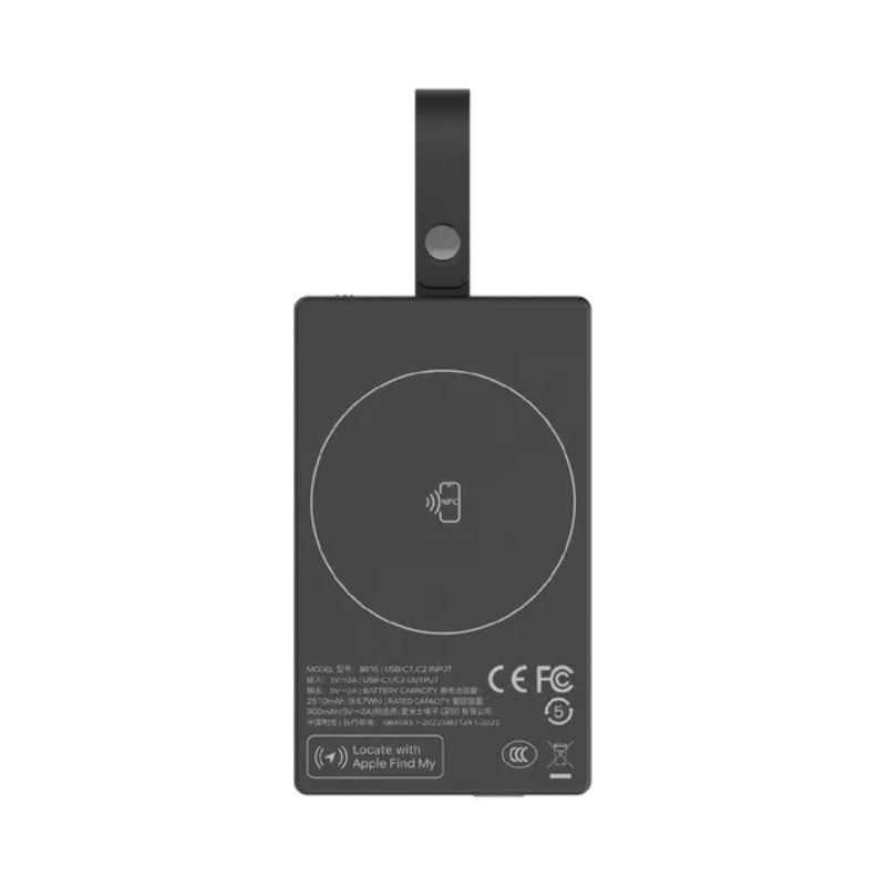 MOMAX 1-Power Badge+ 2500mAh Emergency Power Bank With Find My Locator MOMAX 1-Power Badge+ 2500mAh Emergency Power Bank With Find My Locator