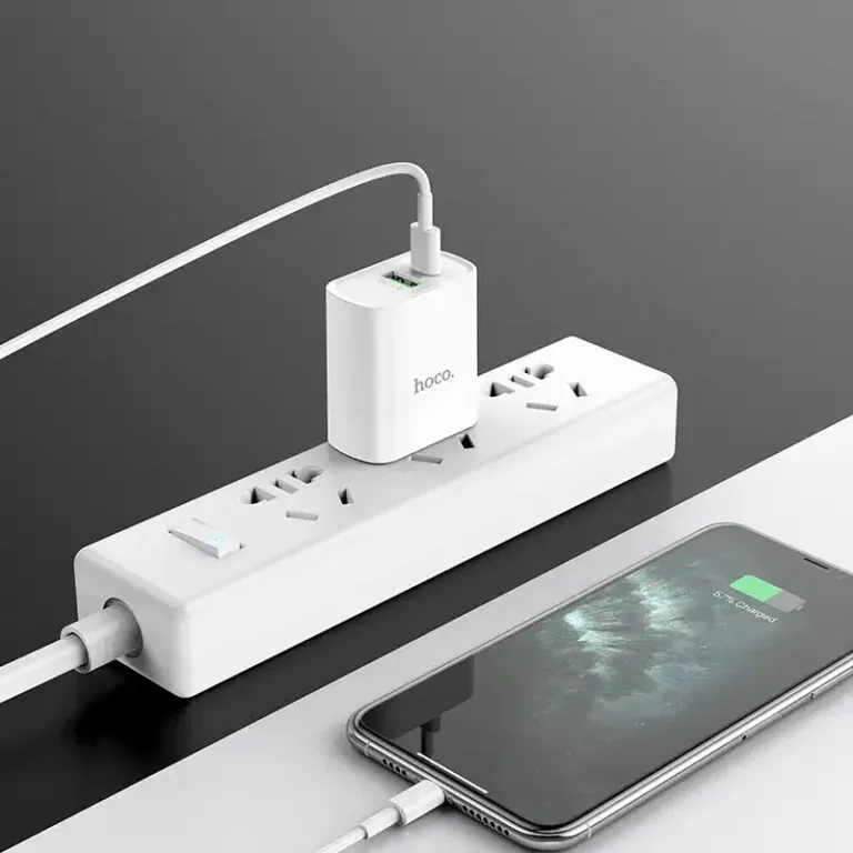 HOCO C80 Fast Charger 18W Dual Port Adapter