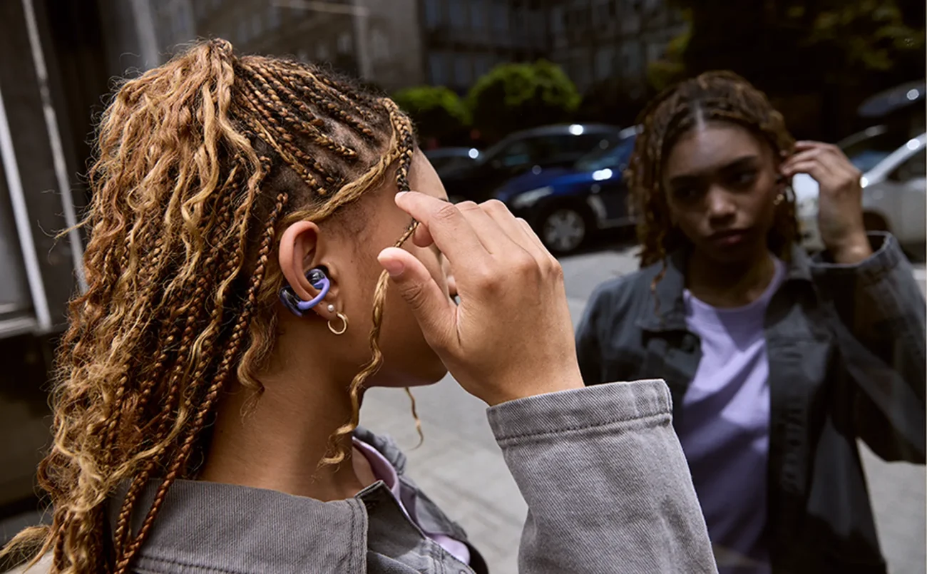 JBL Soundgear Clips Open-Ear Wireless Earbuds