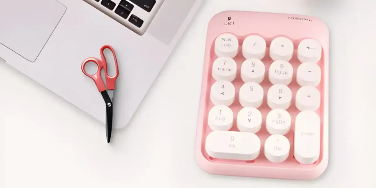 mofii-x910-numeric-keypad-close-up.webp.webp