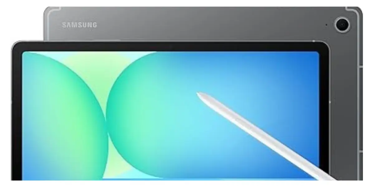 galaxy-tab-s10-fe-size-comparison-smartphone.webp