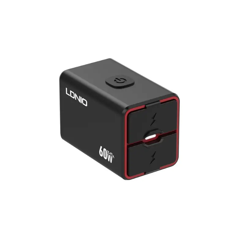 LDNIO C108 60W motorcycle fast charger mounted on handlebar LDNIO C108 60W motorcycle fast charger mounted on handlebar