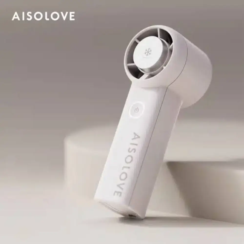 Xiaomi AISOLOVE F03 fan showing cooling plate surface Xiaomi AISOLOVE F03 fan showing cooling plate surface