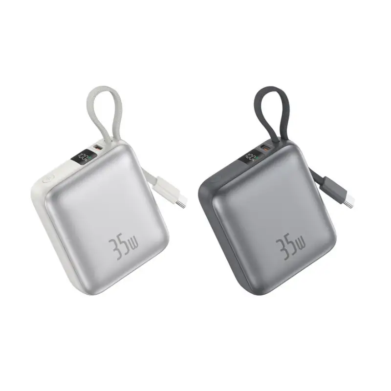 Foneng PX137 10000mAh 35W power bank front view Foneng PX137 10000mAh 35W power bank front view