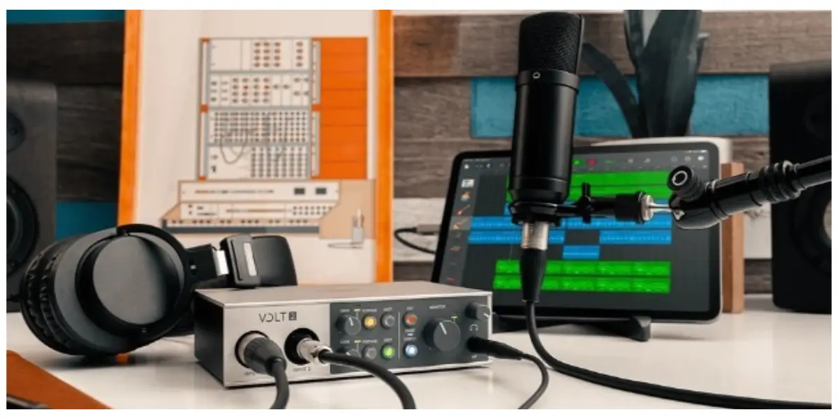 Universal Audio Volt 2 USB-C Audio Interface with Vintage Mic Preamp