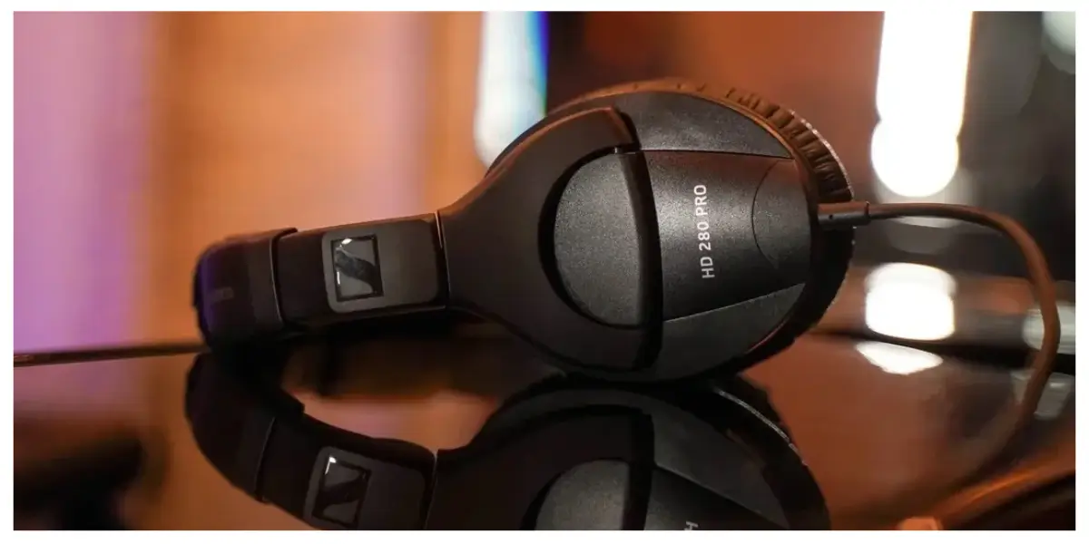 Sennheiser HD280 Pro Closed-Back Studio Monitoring Headphones