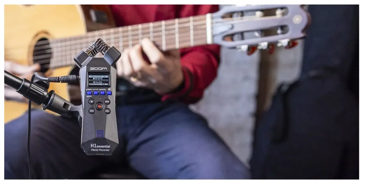 Zoom H1 Essential Handy Audio Recorder with 32-Bit Float Recording - image 2