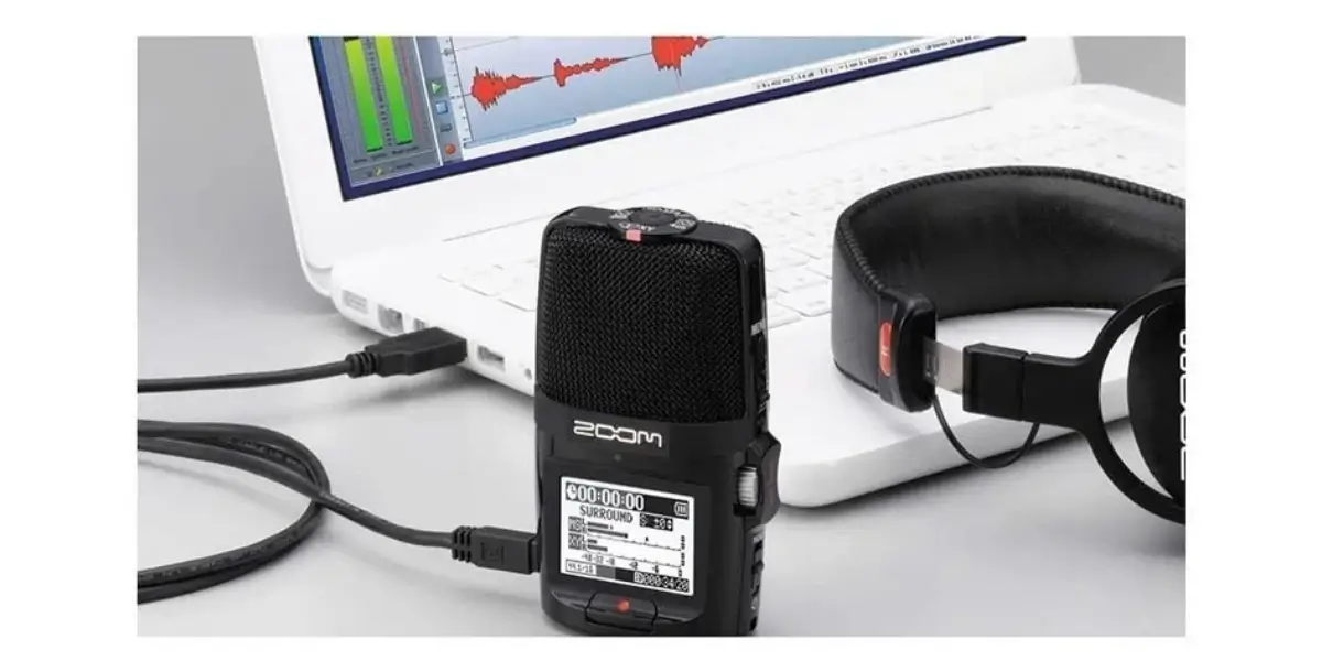 Zoom H2 Handy Recorder with 3 Integrated Microphones