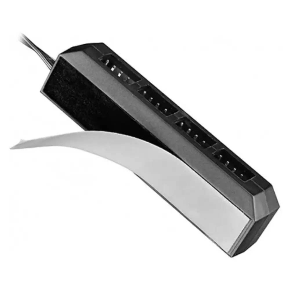 Deepcool FH-04 fan hub with four ports for PC case fans Deepcool FH-04 fan hub with four ports for PC case fans