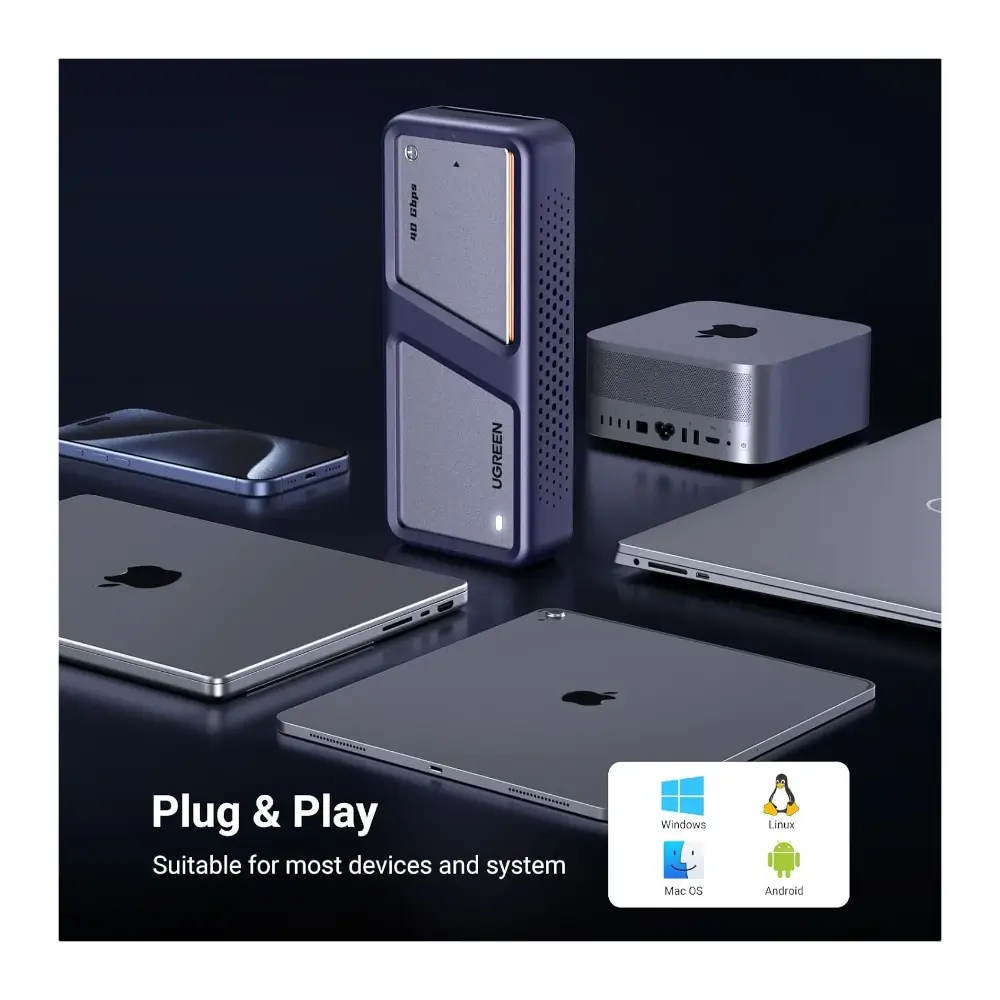 UGREEN D703 40Gbps M.2 NVMe SSD enclosure in gray