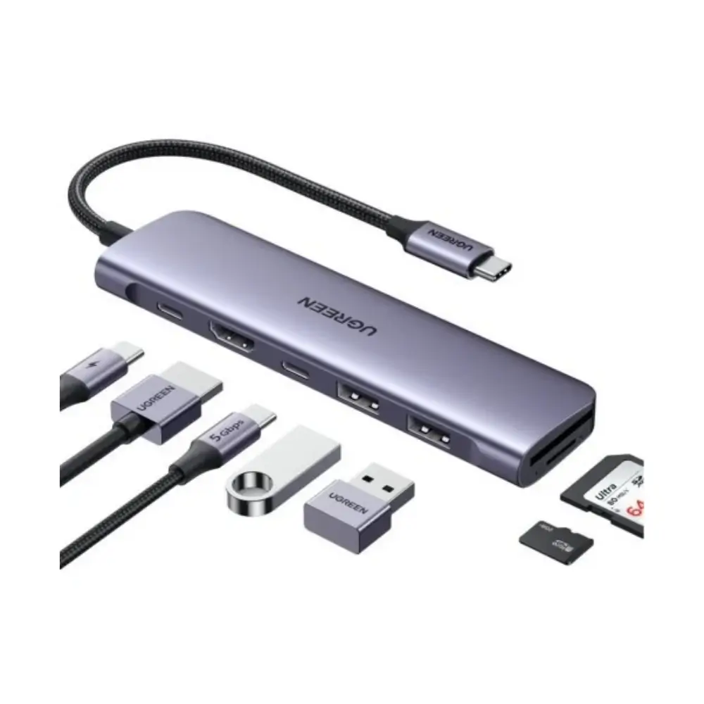 UGREEN CM195 7-in-1 USB C hub in Space Gray, front view UGREEN CM195 7-in-1 USB C hub in Space Gray, front view