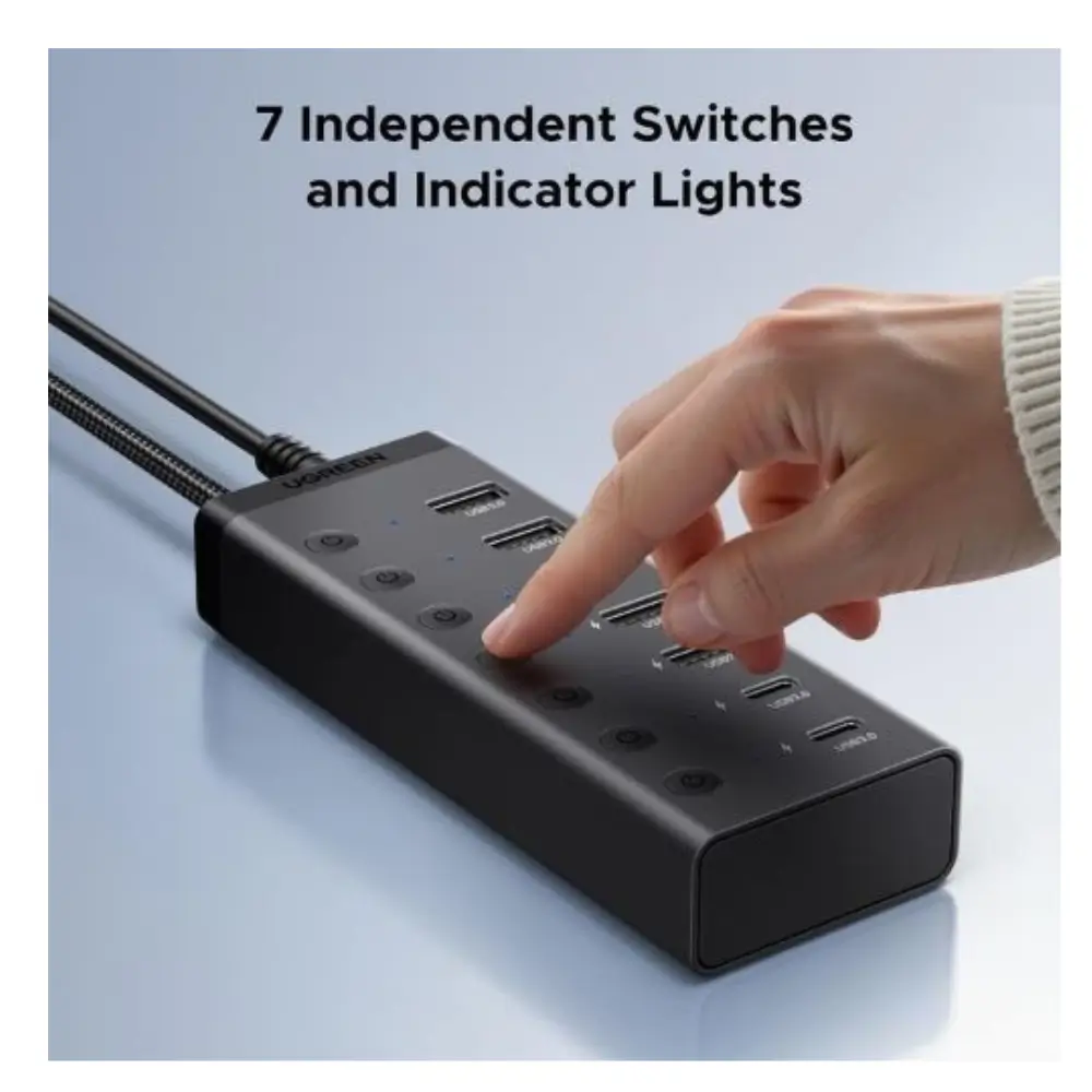 UGREEN 7-port USB C 3.0 hub supporting 5Gbps data transfer UGREEN 7-port USB C 3.0 hub supporting 5Gbps data transfer