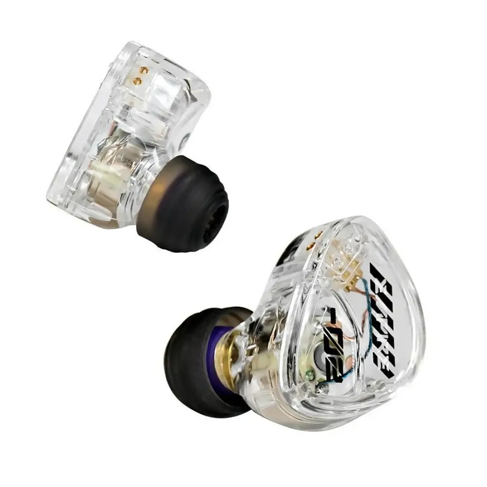 Close-up of HE Cai Wenji resin shell and earphone nozzle detail