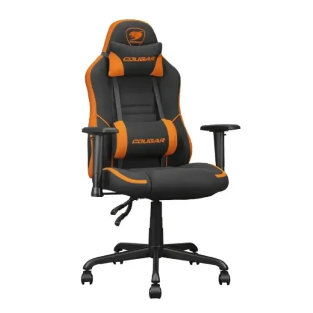 Cougar Fusion SF gaming chair in front view Cougar Fusion SF gaming chair in front view